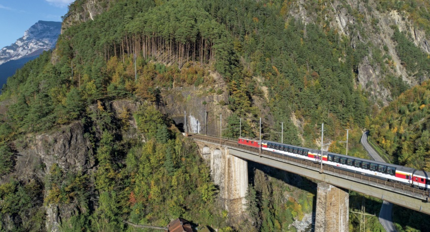 Gotthard Panorama Express_Amsteg_C_SBB CFF FFS; Dario Häusermann - Erlebnisreise 